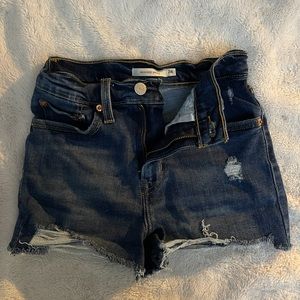 Levi’s high rise jean shorts originally 50$ no tags but still like new